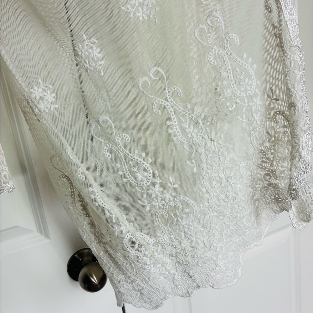 In Bloom by Jonquil Bohemian Cream Kimono with Lace accents Feminine, Elegant L - Picture 6 of 9